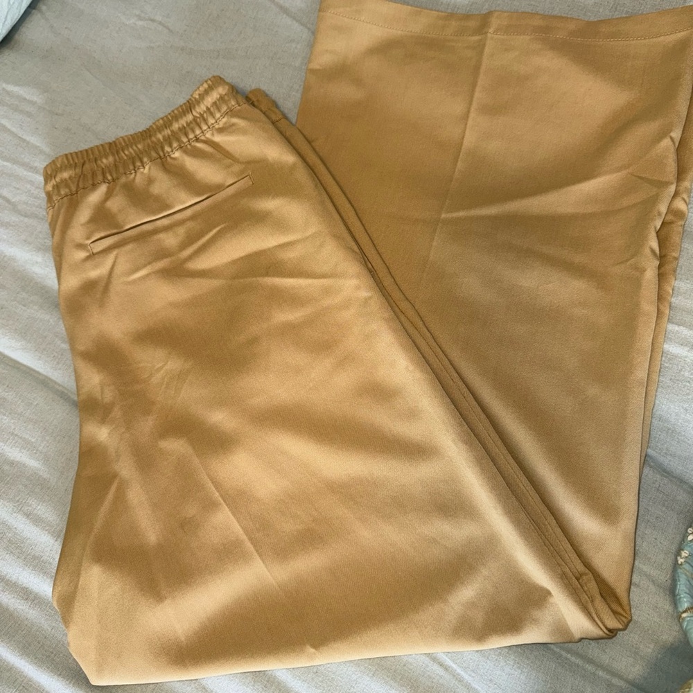 H&M Divided Women’s Camel Trousers size L - Picture 2 of 10